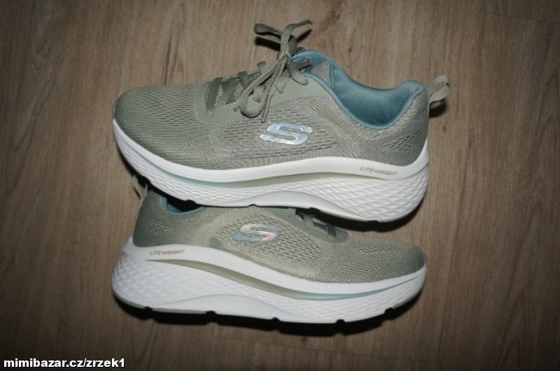 Skechers tenisky vel.37