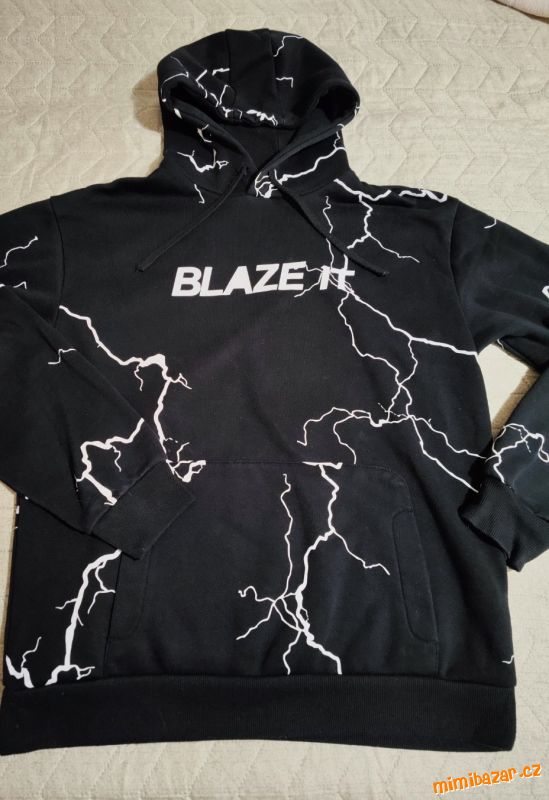 Mikina s kapucí a potiskem vel. M Zn. House