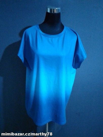 *** KRÁSNÉ DÁMSKÉ TRIKO BEZ VZORU, VEL.L/XL ***