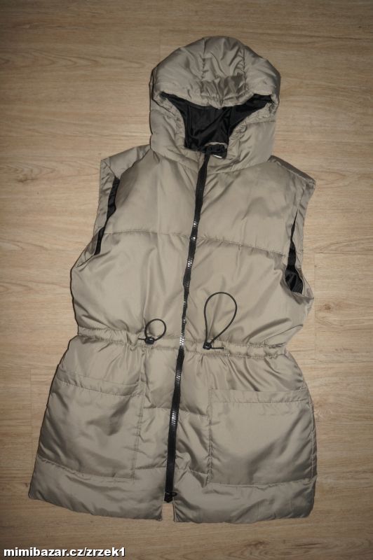 TAKKO khaki dokonalá vesta vel.S