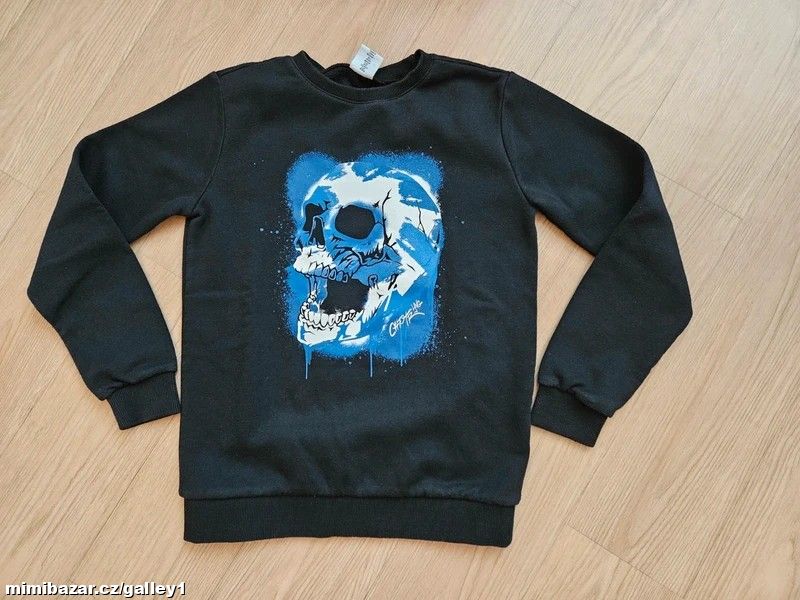 Chlapecká mikina, vel. 146/152