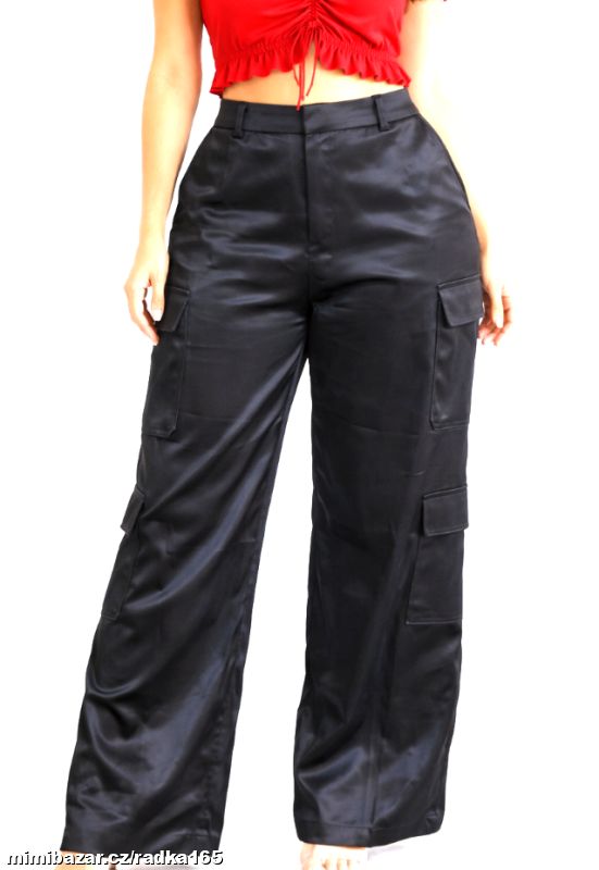 Modní širší saténové kapsáčové kalhoty vel.42