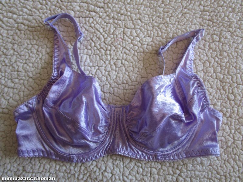 Nenošená fialová podprsenka s kosticí, vel. 70B