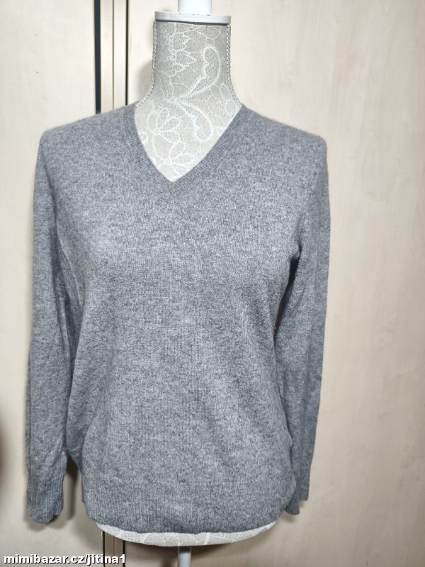 Kašmír svetr šedý melír vel L