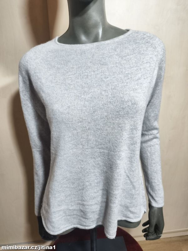 Kašmír svetr šedý vel M-L