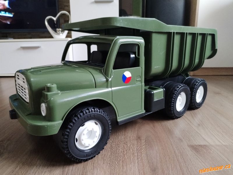 Armádní Tatra 73 cm