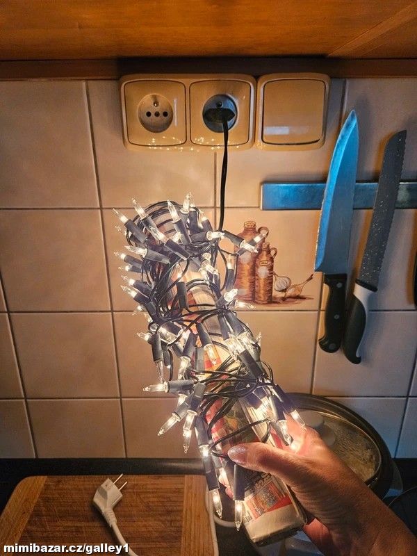 Světýlka na stromeček