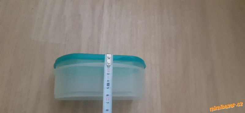 Tupperware – miska se zeleným víčkem