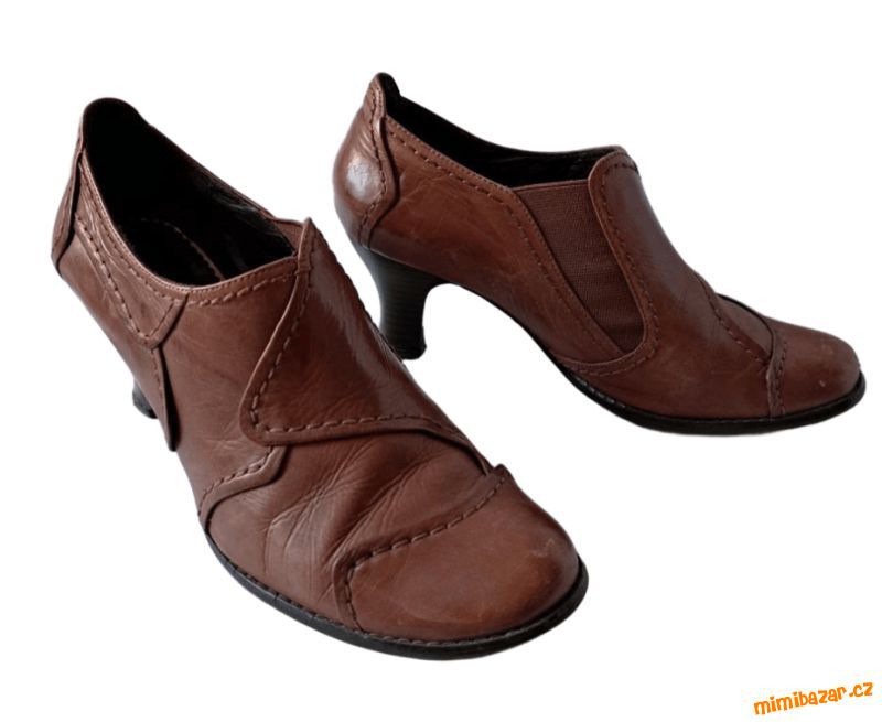 Kožené polobotky na podpatku