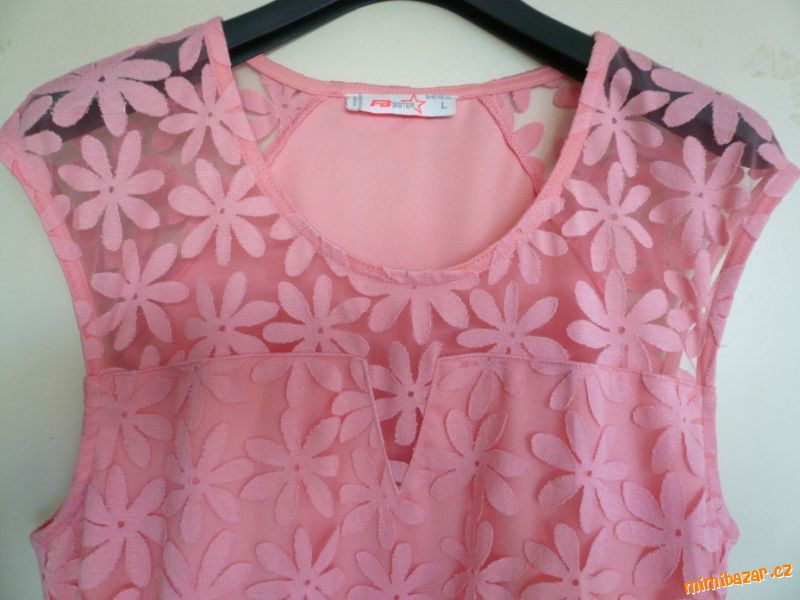 Růžové šaty s krajkou, vel. M/L