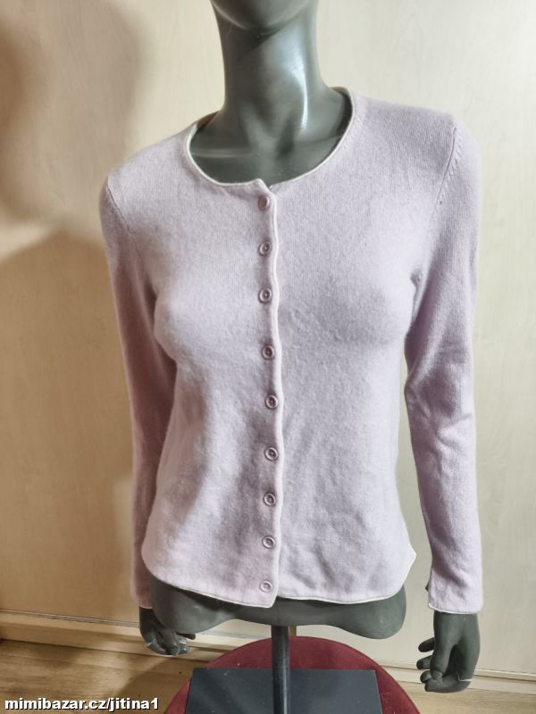 Růžový kašmír svetr propínací vel s