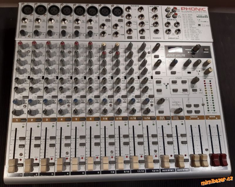 Mix pult - PHONIC Helix Board 18 Firewire MKII