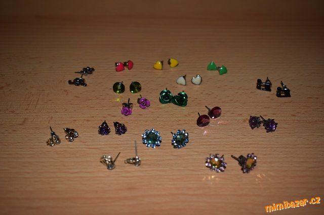 Náušnice, náušničky set bižu