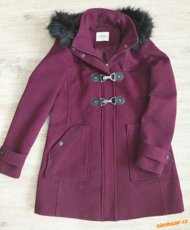 ZIMNÍ BORDÓ KABÁTEK S KAPUCÍ