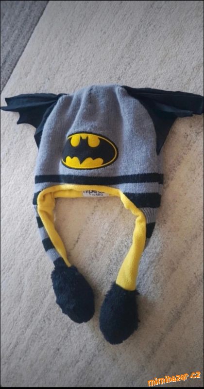 Čepice pro kluka Batman s křídly 3-5 let