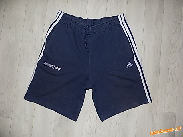 kratasy, kratásky Adidas