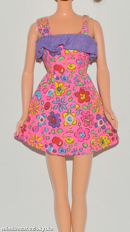  + + + OBLEČENÍ PRO PANENKU BARBIE + + + 