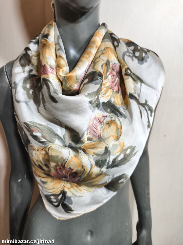 Hedvábný šátek vintage