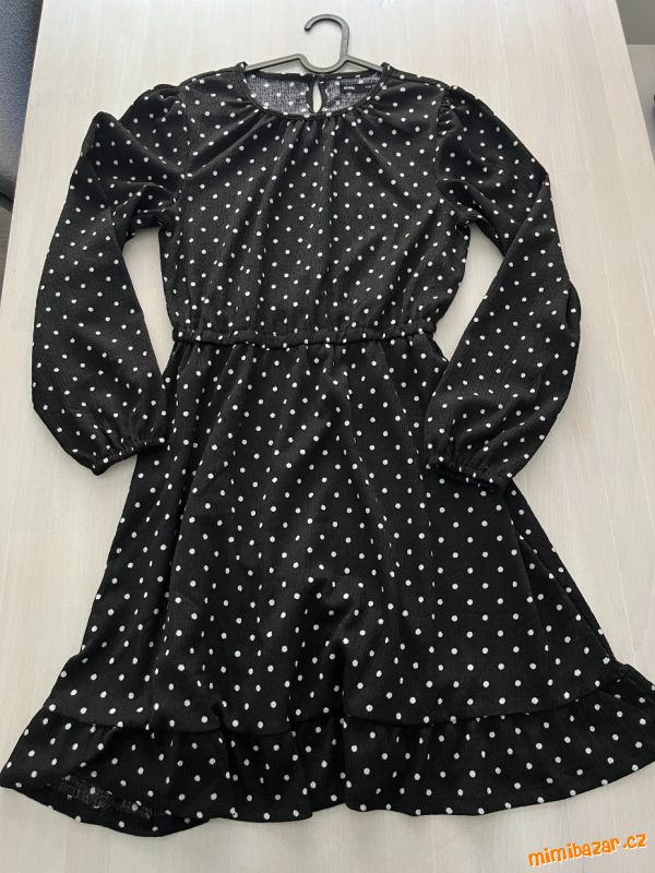 Puntíkaté šaty s dlouhým rukávem sinsay vel M