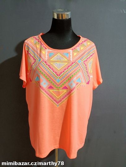 *** KRÁSNÉ DÁMSKÉ TRIKO S POTISKEM, VEL.48/50 ***