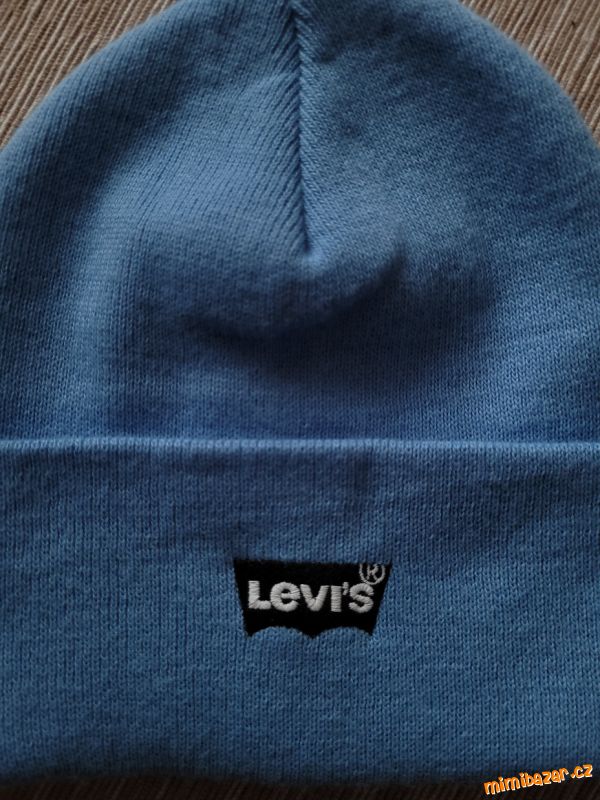 *ZIMNÍ ČEPICE LEVIS*