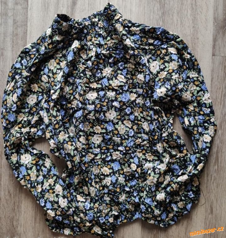 Krásná roláčková halenka ❤️