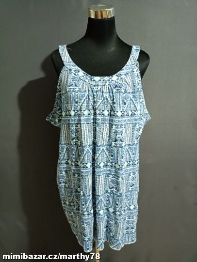 *** KRÁSNÝ DÁMSKÝ VZOROVANÝ TOPÍK, VEL.4XL ***