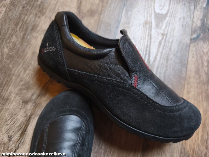 Pohodlné kožené nazouvací boty ECCO v.38