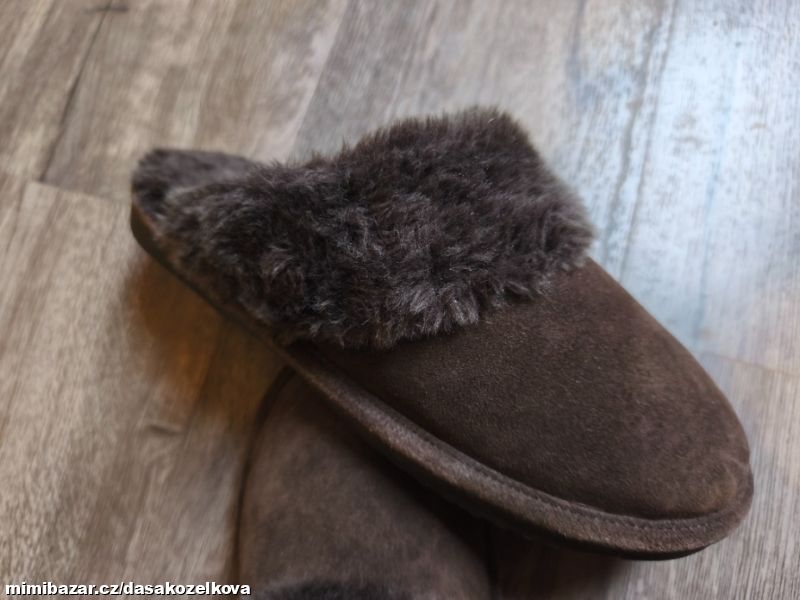 Kožené pantofle s kožíškem-zn. ZEALAND v. US 8-39