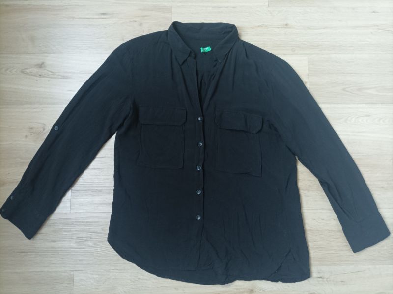 Příjemná černá košile halenka Benetton