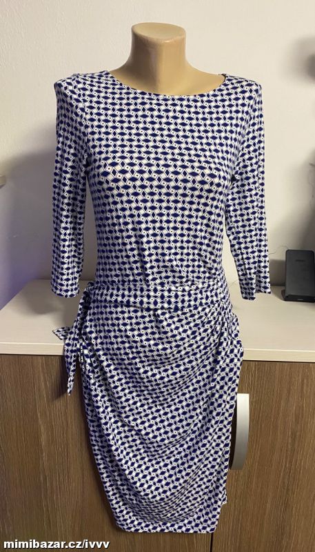 Dámské šaty