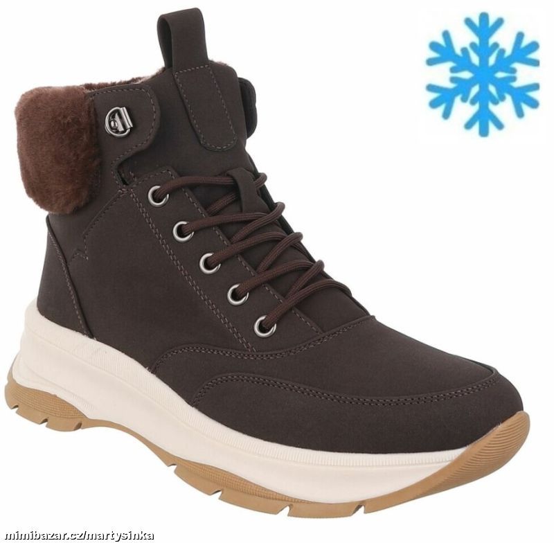 Zimní sportovně elegantní boty ZIMA 2025/26