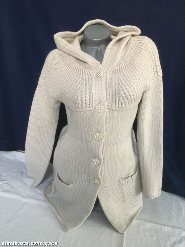 DÁMSKÝ SVETR/KABÁTEK S/M