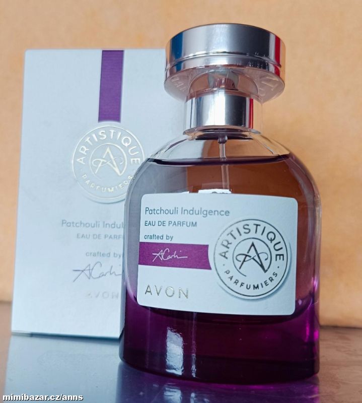 ÚŽASNÁ VŮNĚ ARTISTIQUE PATCHOULI INDULGENCE