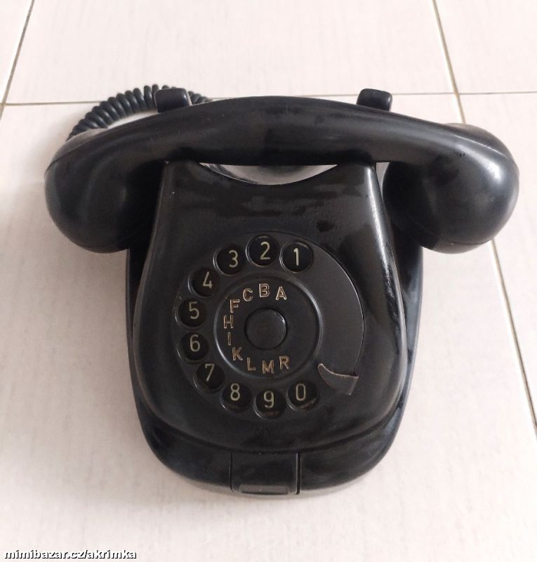 Starožitný telefon Tesla PZ Hradok