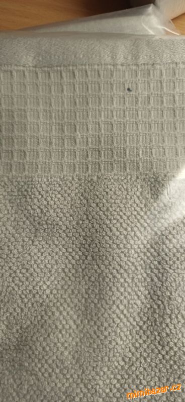 n.o.v.ý 2x ručník vysoce savý