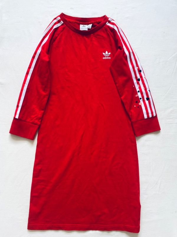 Šaty Adidas