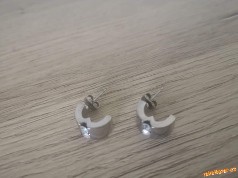 Náušnice - chirurgická ocel
