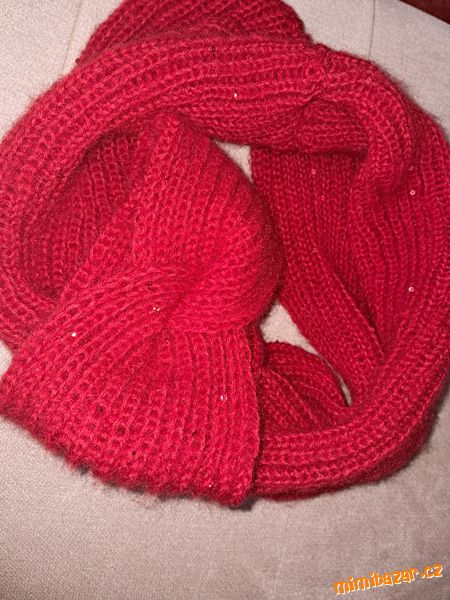 červená čelenka + šála, nákrčník / zimní set