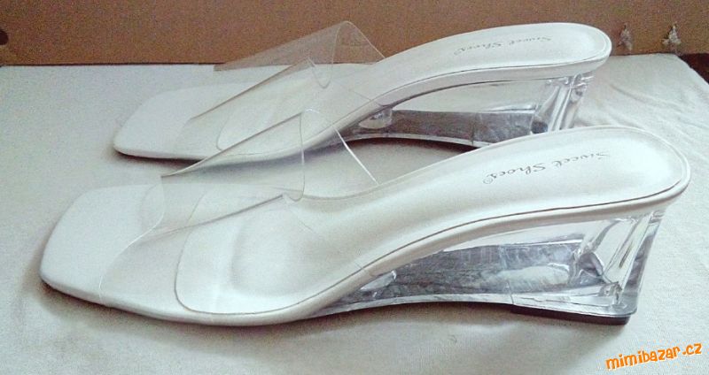 Bílé pantofle Sweet Shoes, vel. č. 41