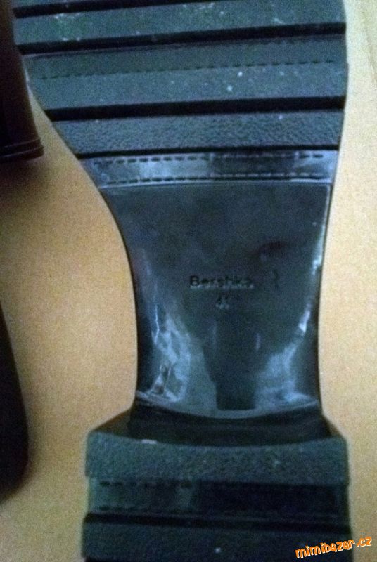 Pantofle Bershka, vel. č. 41