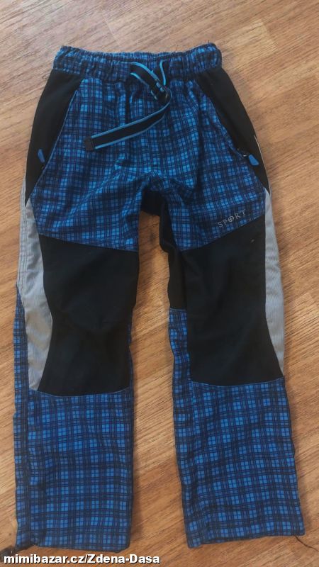 Krásné fleesové outdoorové kalhoty vel. 140