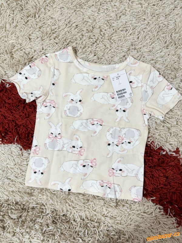 Novvé s visačkou 110/116