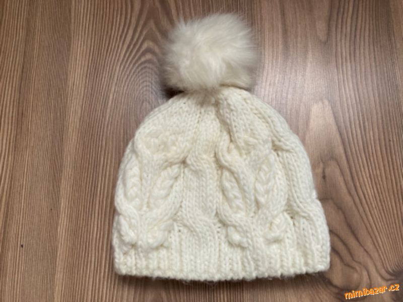 Čepice pletená 146/152