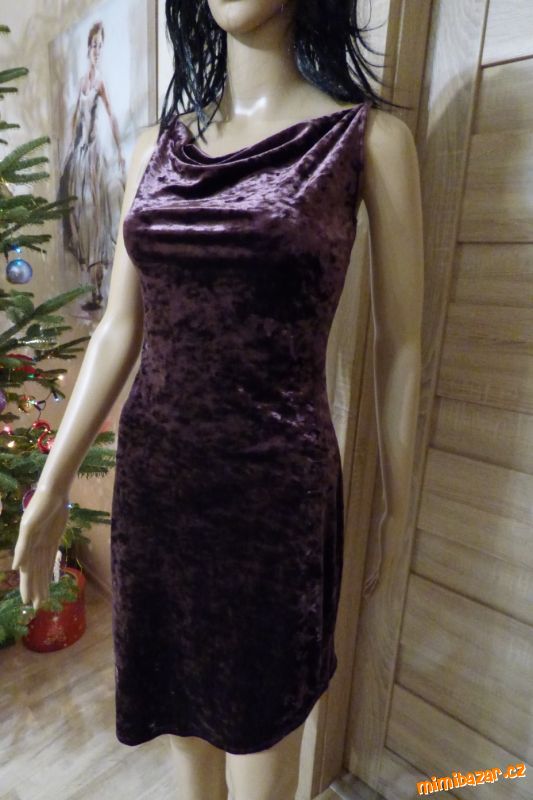 Dámské šaty vel. S