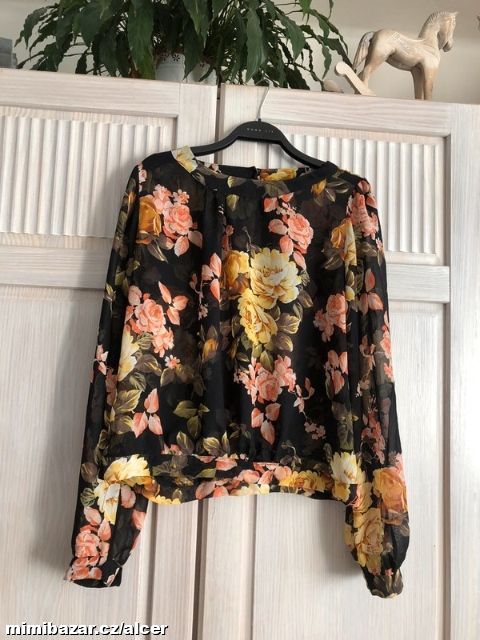 ★★★KRÁSNÁ HALENKA S KVĚTY ★★★