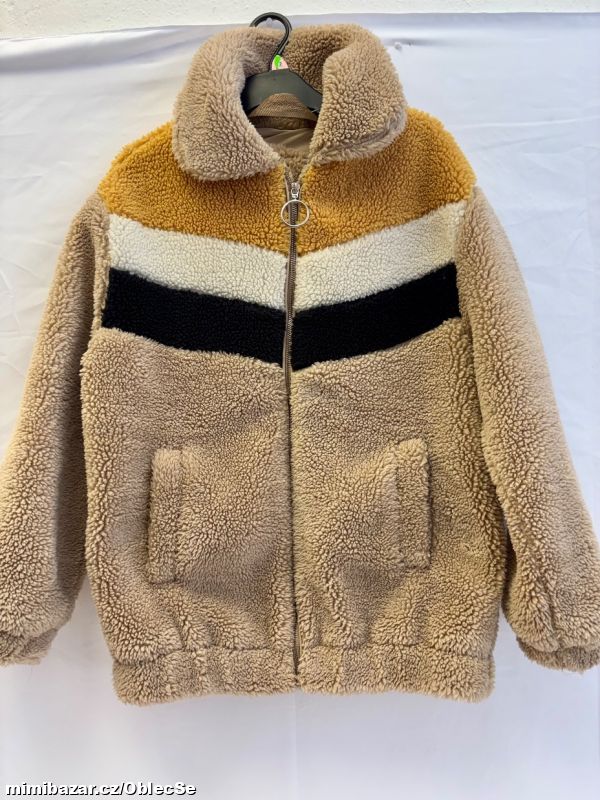 dámská bunda/kožíšek BERSHKA