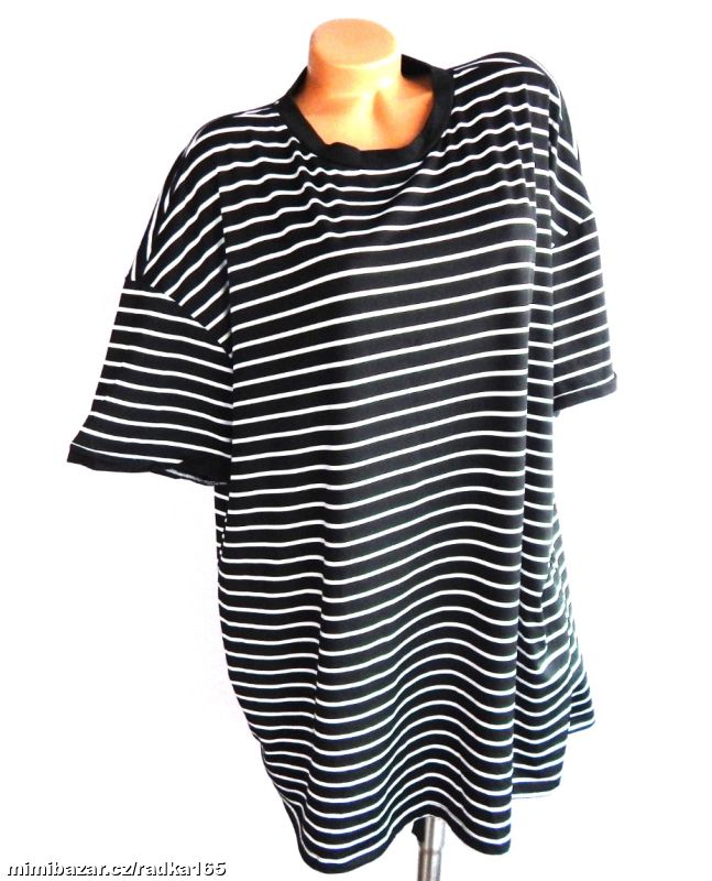 Měkoučké černo bílé tričko vel.54