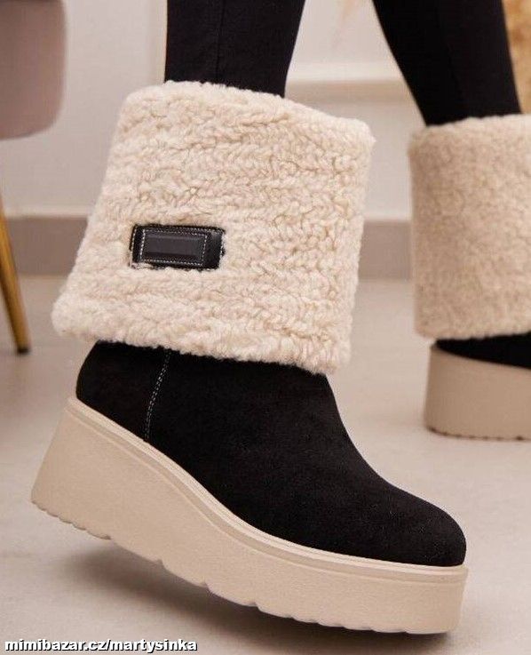 Zimní kozačky na klínku ZIMA 2025/26