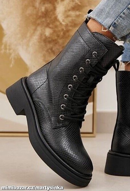 Dámské zimní boty se šněrováním ZiMA 2025/26